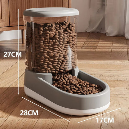 3.8L Large Capacity Pet Feeder Water Dispenser Food Grade PP Material anti Slip Bottom Design for Dog Feeding